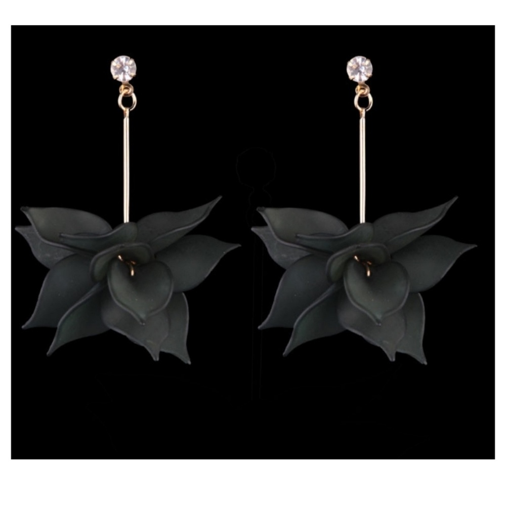 Black Flower Drop Earring - Picture 1 of 5